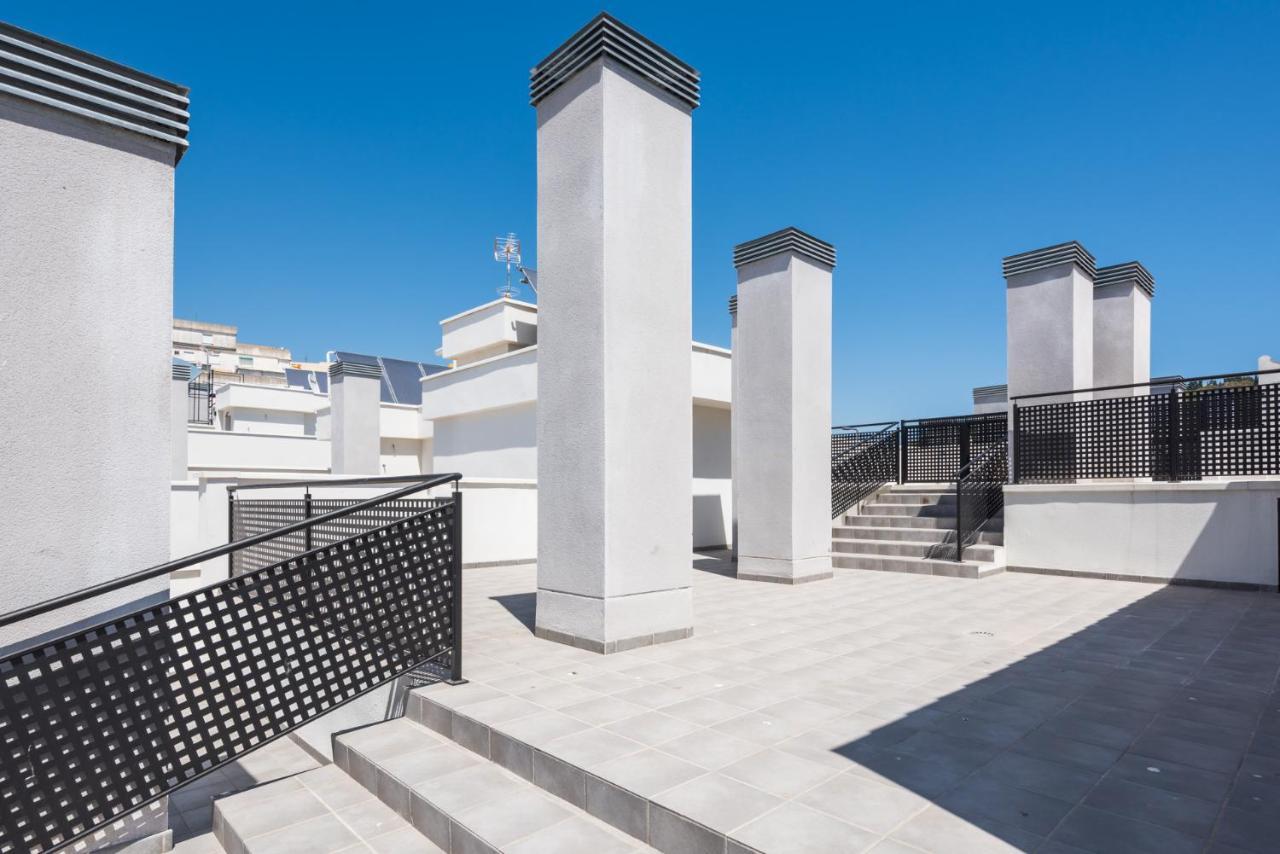 Apartamento Atico terraza privada piscina centro ac nuevo 1hab Málaga Exterior foto
