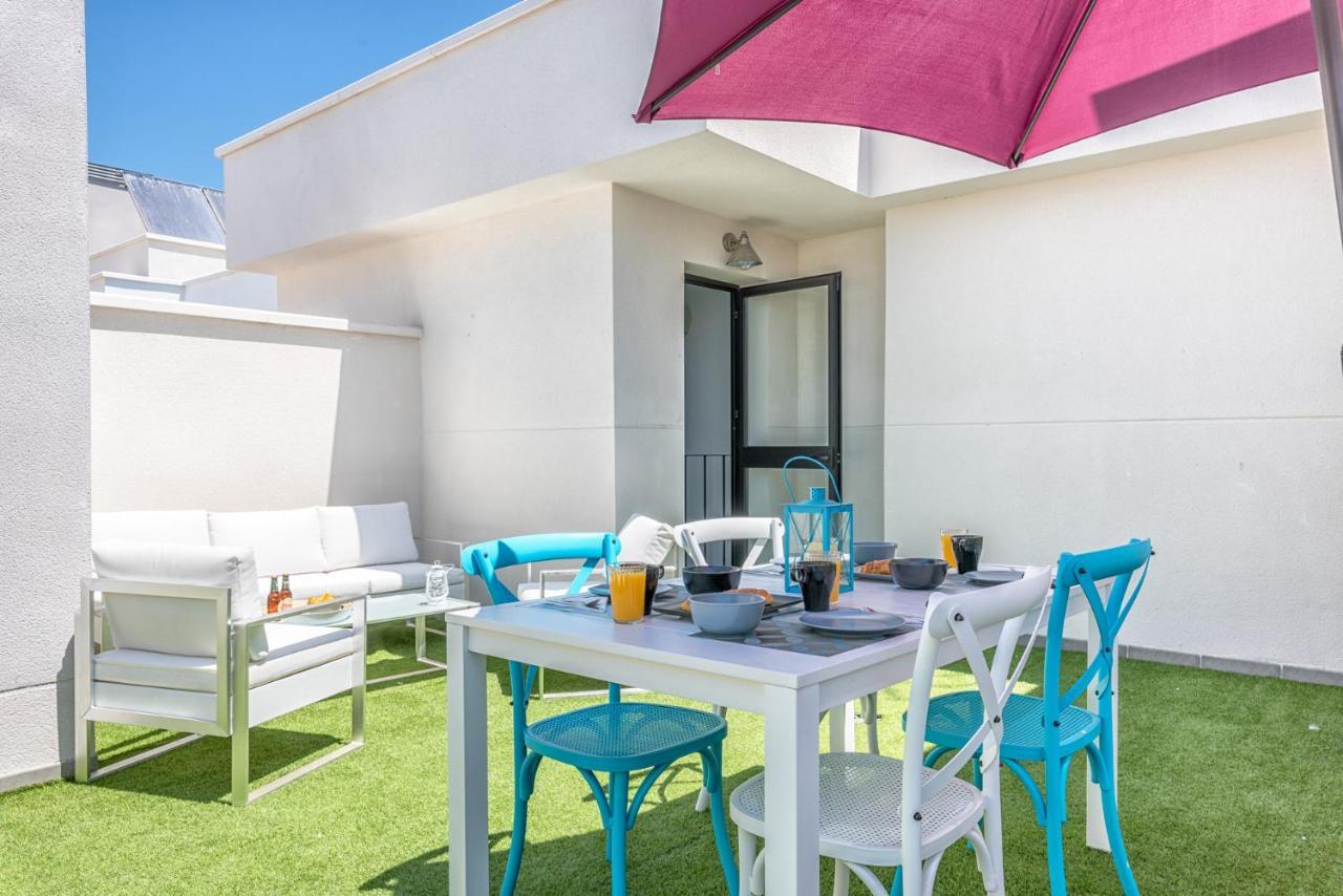 Apartamento Atico terraza privada piscina centro ac nuevo 1hab Málaga Exterior foto