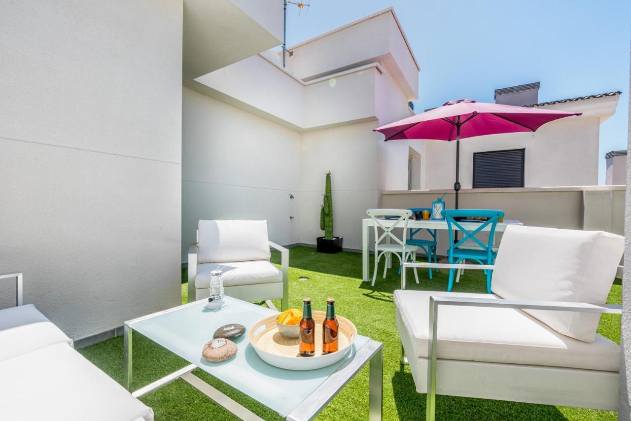 Apartamento Atico terraza privada piscina centro ac nuevo 1hab Málaga Exterior foto
