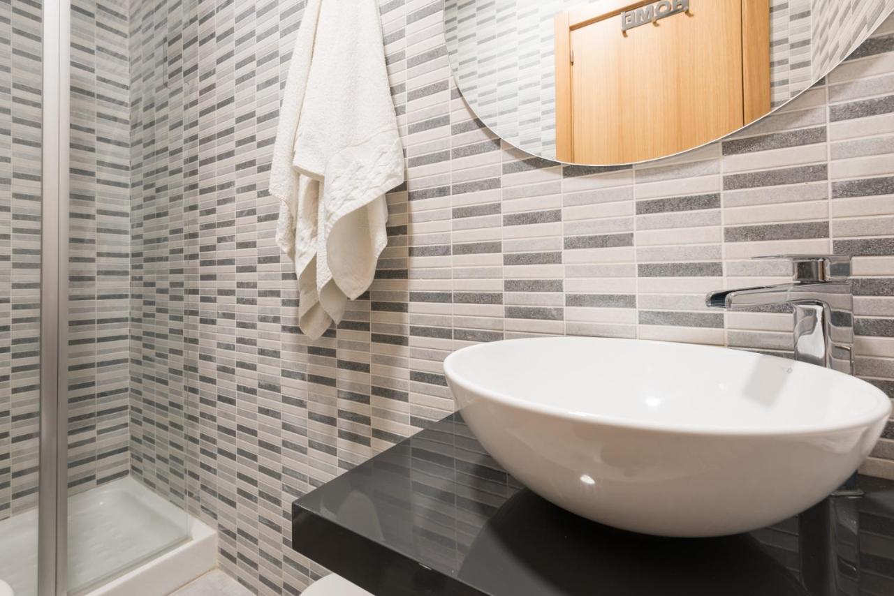 Apartamento Atico terraza privada piscina centro ac nuevo 1hab Málaga Exterior foto