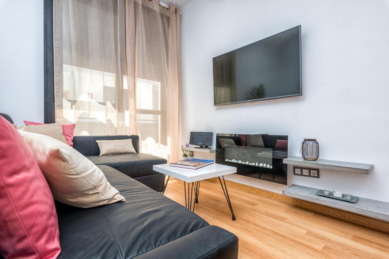 Apartamento Atico terraza privada piscina centro ac nuevo 1hab Málaga Exterior foto