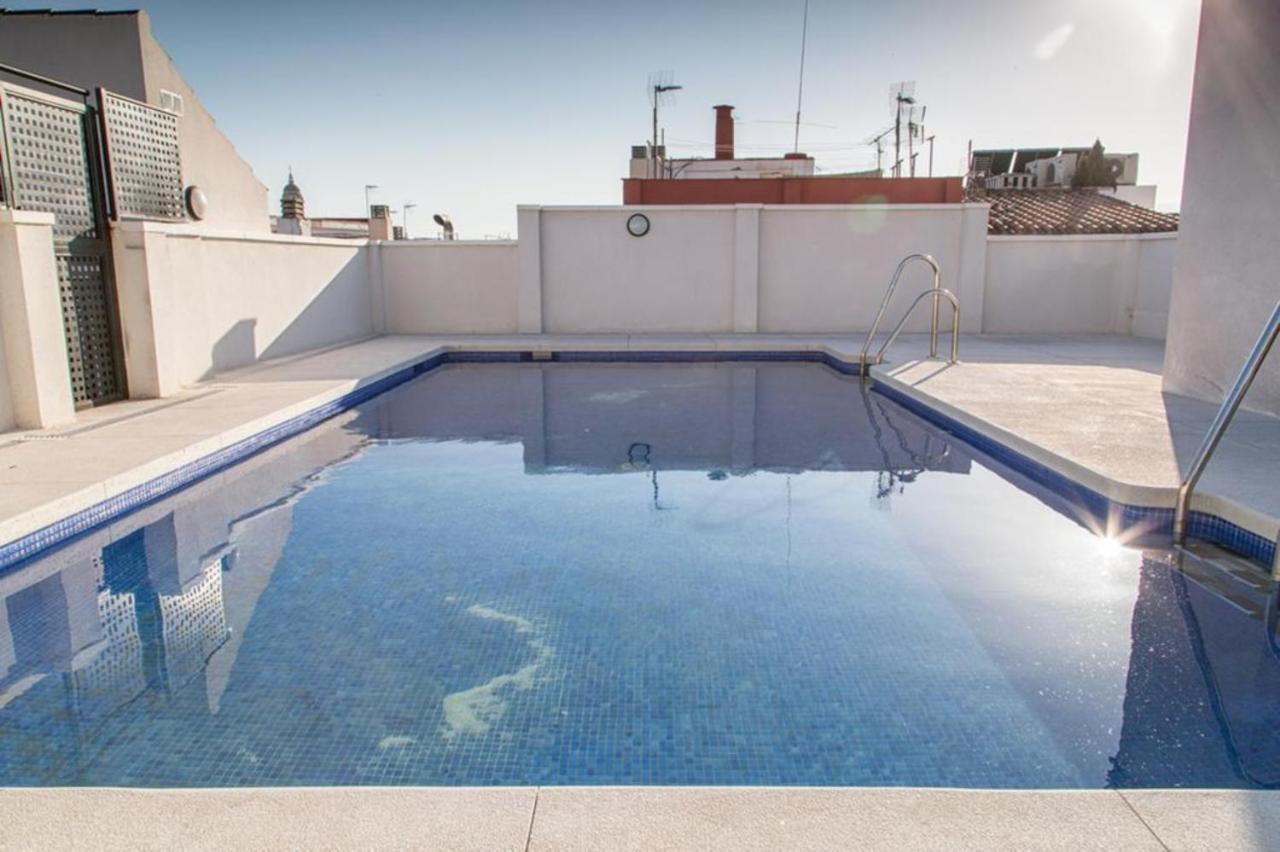 Apartamento Atico terraza privada piscina centro ac nuevo 1hab Málaga Exterior foto